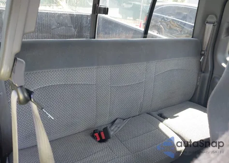 1999 Ford F-150 Lariat/Xl/Xlt from USA, damaged, VIN 1FTRX18L9XNB83421